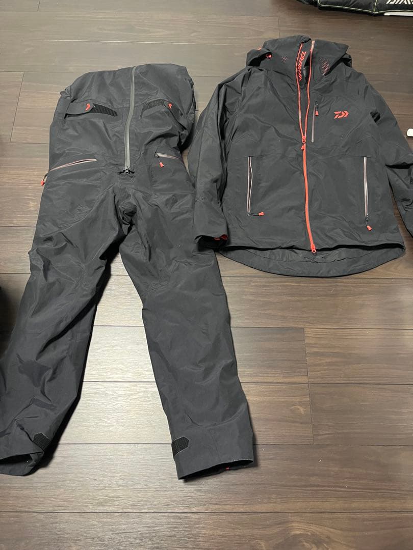 ダイワ　ゴアテックス プロダクト レインジャケット　DR-1106J