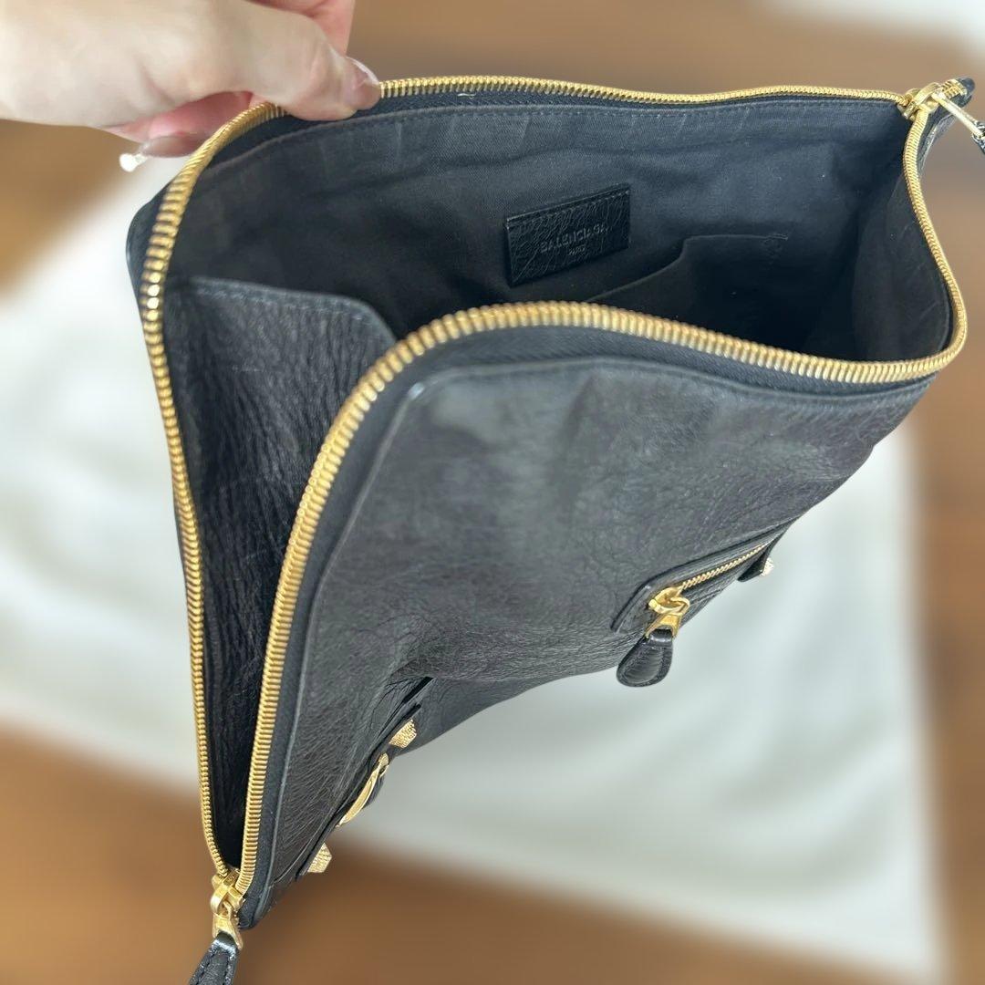 美品 BALENCIAGA バレンシアガ クラッチバッグ 370994