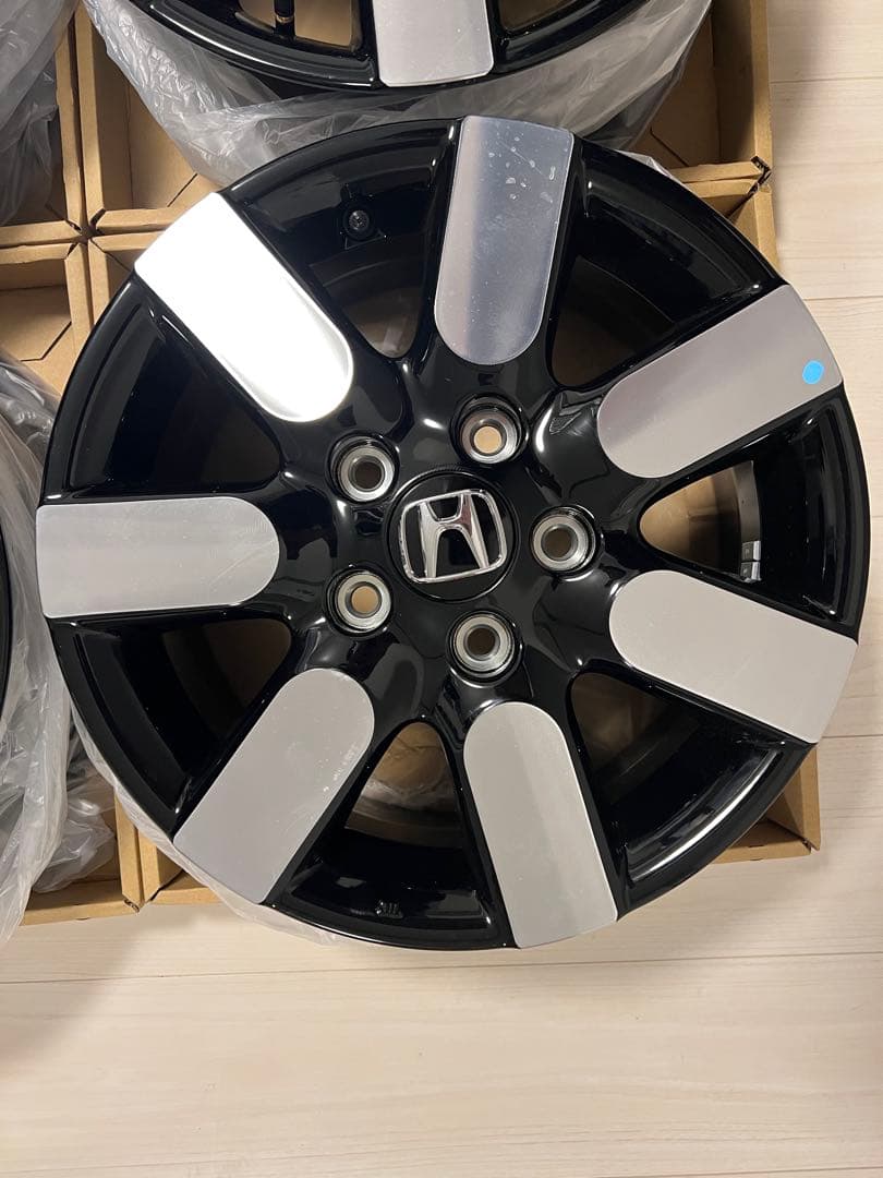 ホンダ 新型　フリード　GT1 GT5 15インチ ホイール 4枚セット