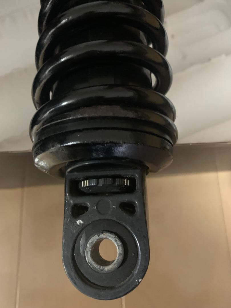 ZRX 1200R リヤサスペンション左右