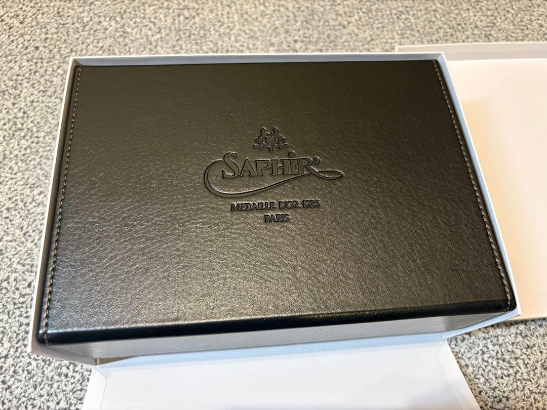 新品未使用 サフィール ノワール シューケア エグゼクティブ セット DX