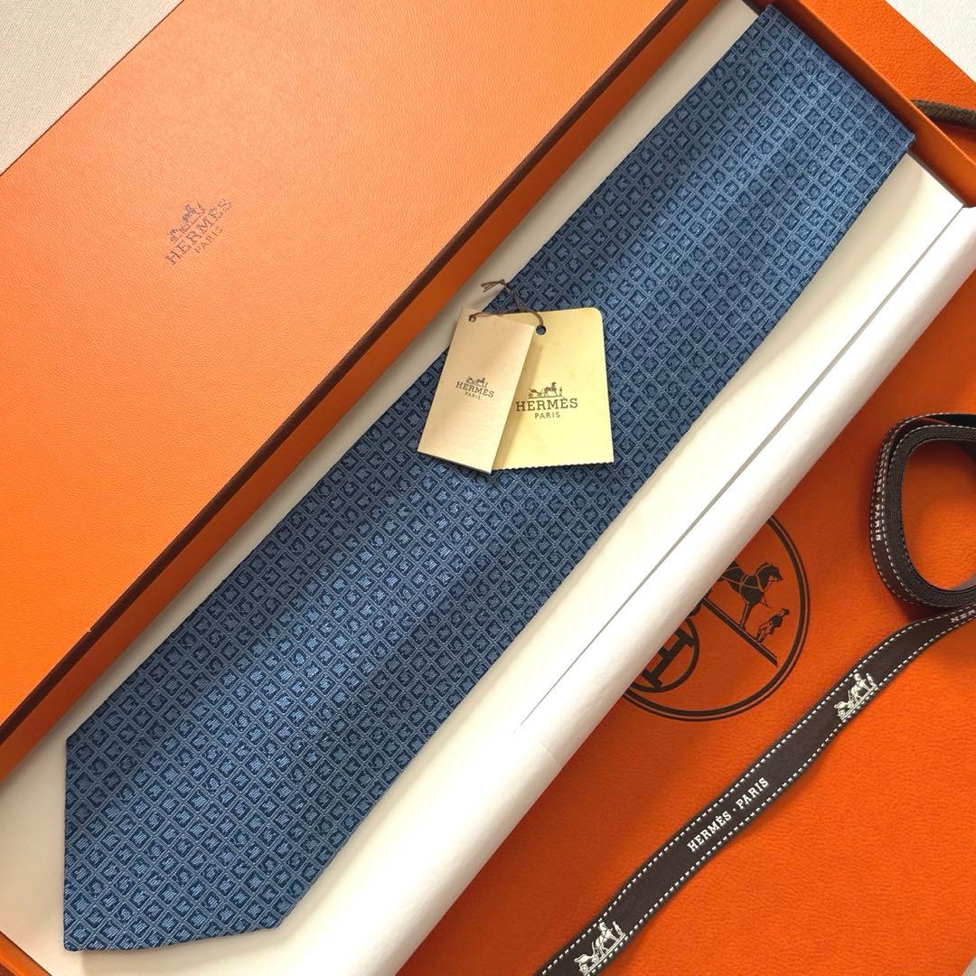 専用出品です。　　　エルメス ネクタイ《コンテンポラリー》新品 未使用