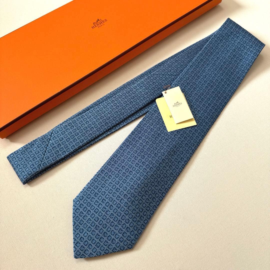 専用出品です。　　　エルメス ネクタイ《コンテンポラリー》新品 未使用