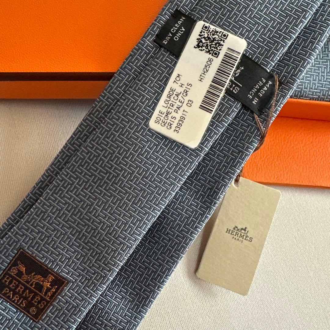 専用出品です。　　　エルメス ネクタイ《コンテンポラリー》新品 未使用