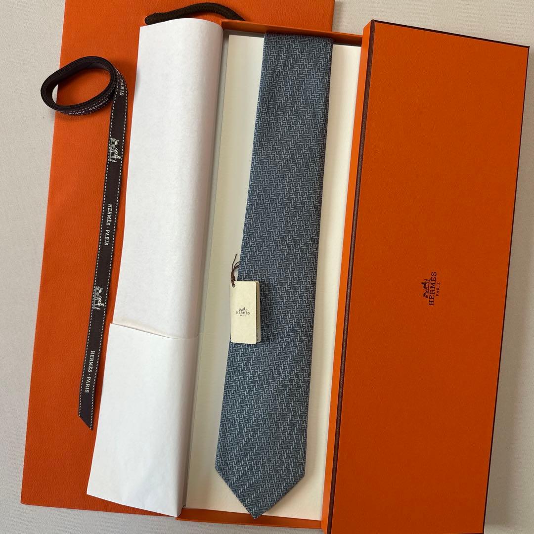 専用出品です。　　　エルメス ネクタイ《コンテンポラリー》新品 未使用