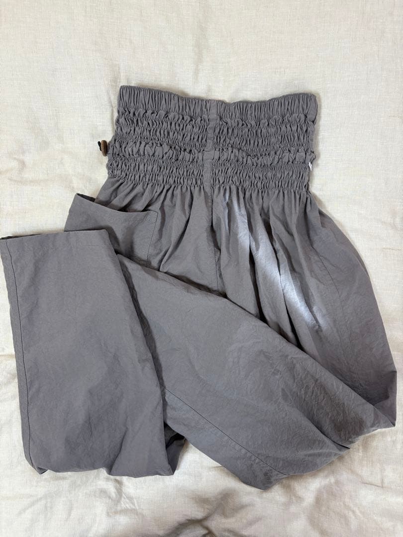 モンペズボン　一ニ