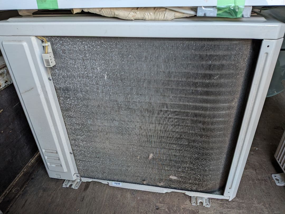 アイリスオーヤマ ・ルームエアコン IHF-2206G 6畳用・2022年製