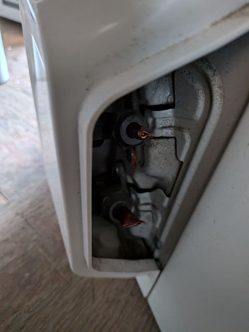 アイリスオーヤマ ・ルームエアコン IHF-2206G 6畳用・2022年製