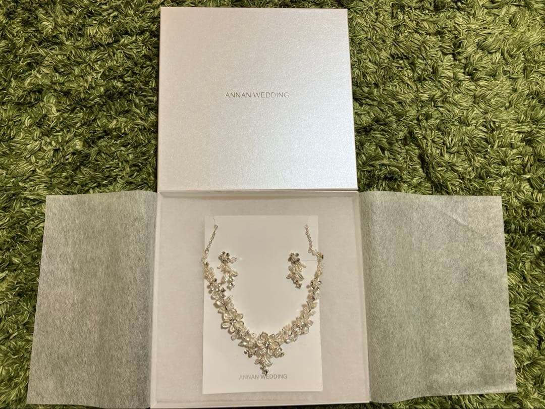 ANNAN WEDDING ネックレス イヤリング ティアラ　セット
