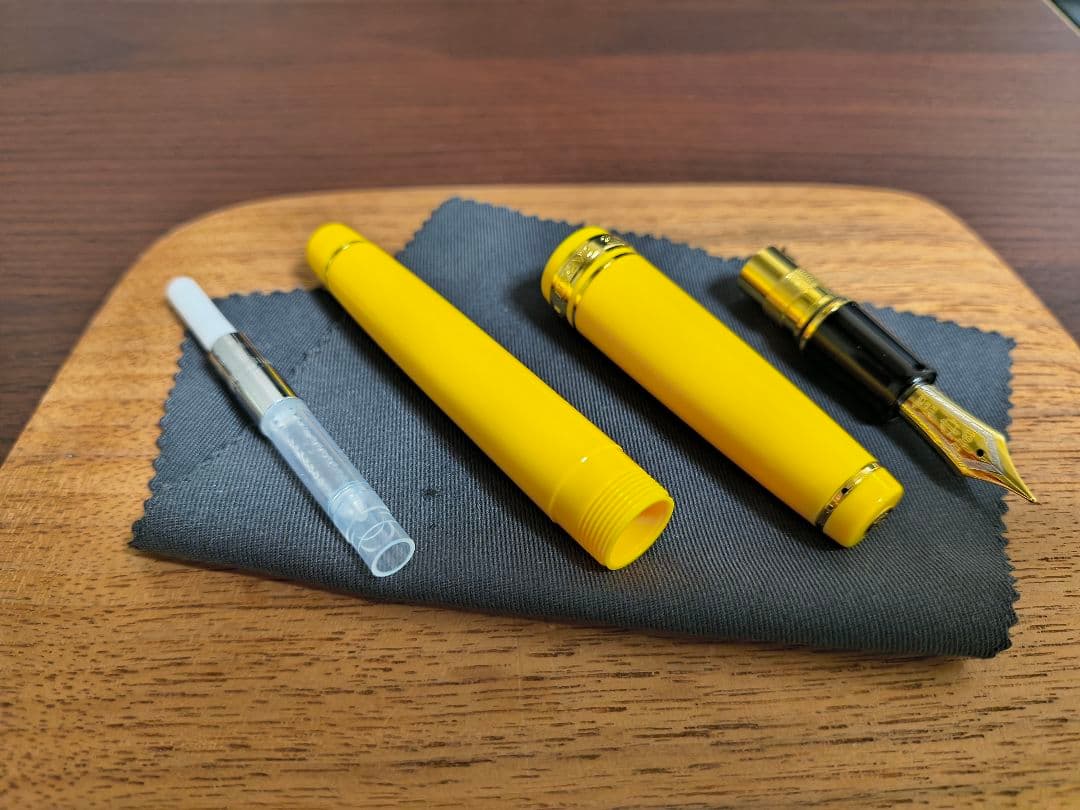 【希少】セーラー万年筆 21金 イエロー B(太字)コンバーター付