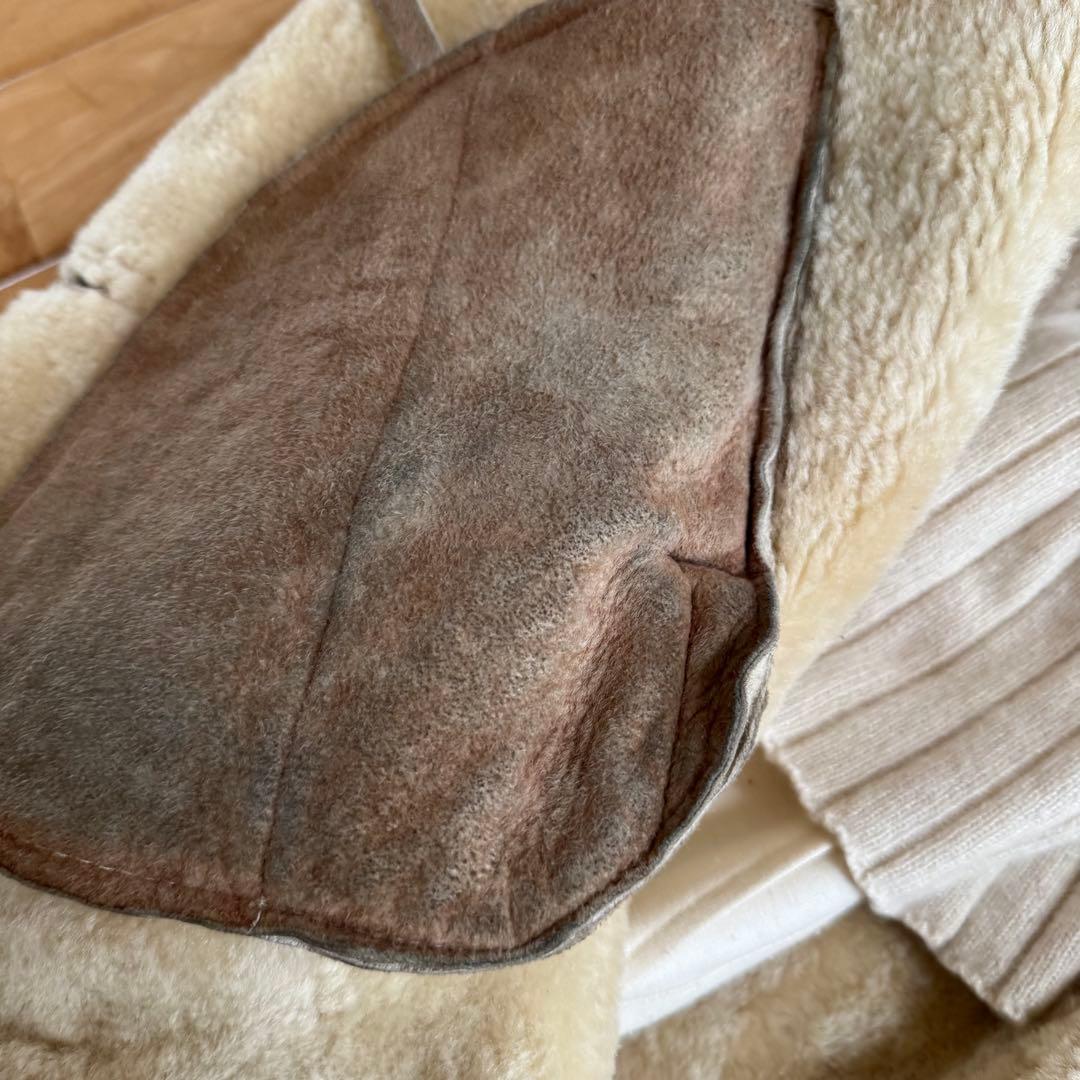 イタリア製羊革シープスキンムートン　ロングジレベスト