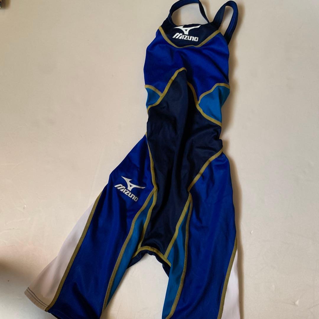 MIZUNO ミズノ　競泳水着　SSサイズ