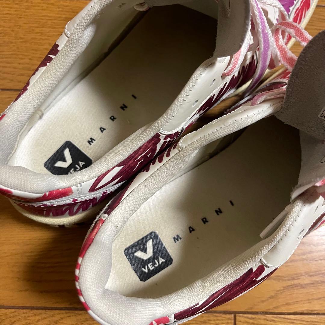 さくさく VEJA x MARNI V-10 コラボ MARSALA