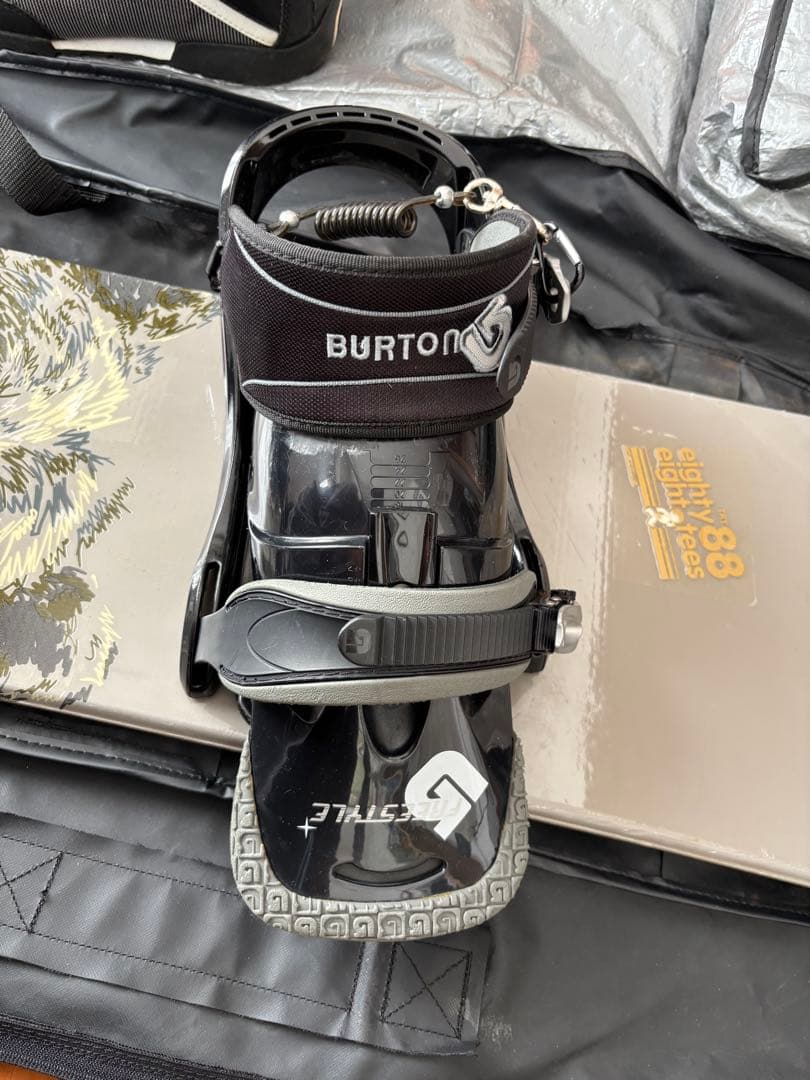 スノーボードセット(板・ビンディング・靴・ケース)