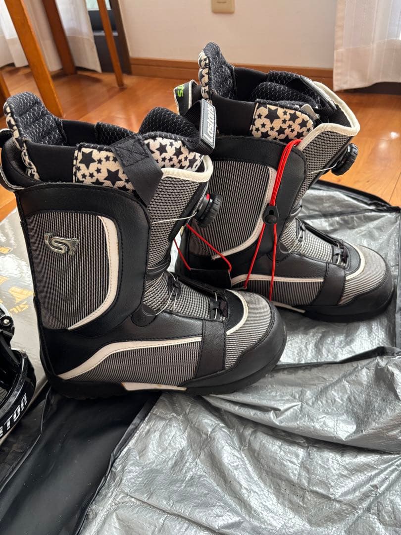 スノーボードセット(板・ビンディング・靴・ケース)