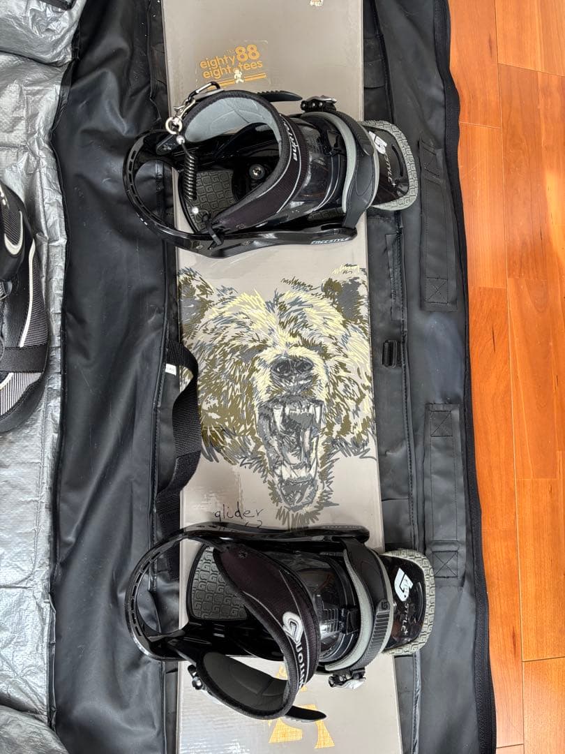 スノーボードセット(板・ビンディング・靴・ケース)