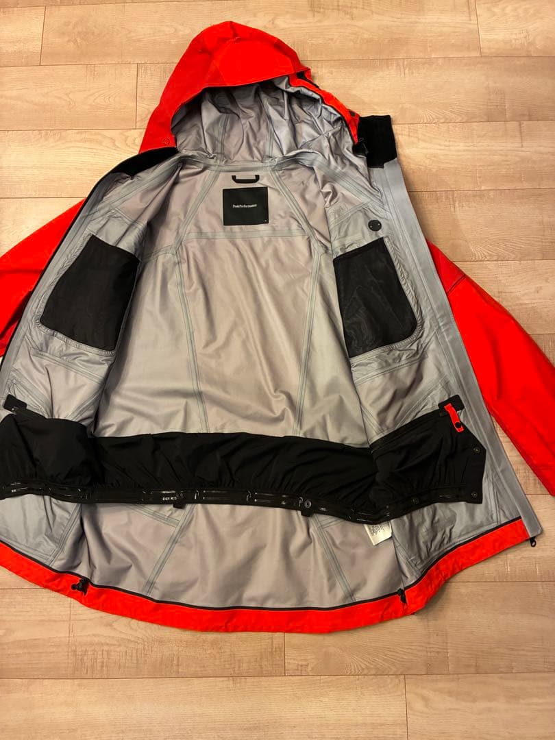 スキー Peak Performance Vertical Jacket