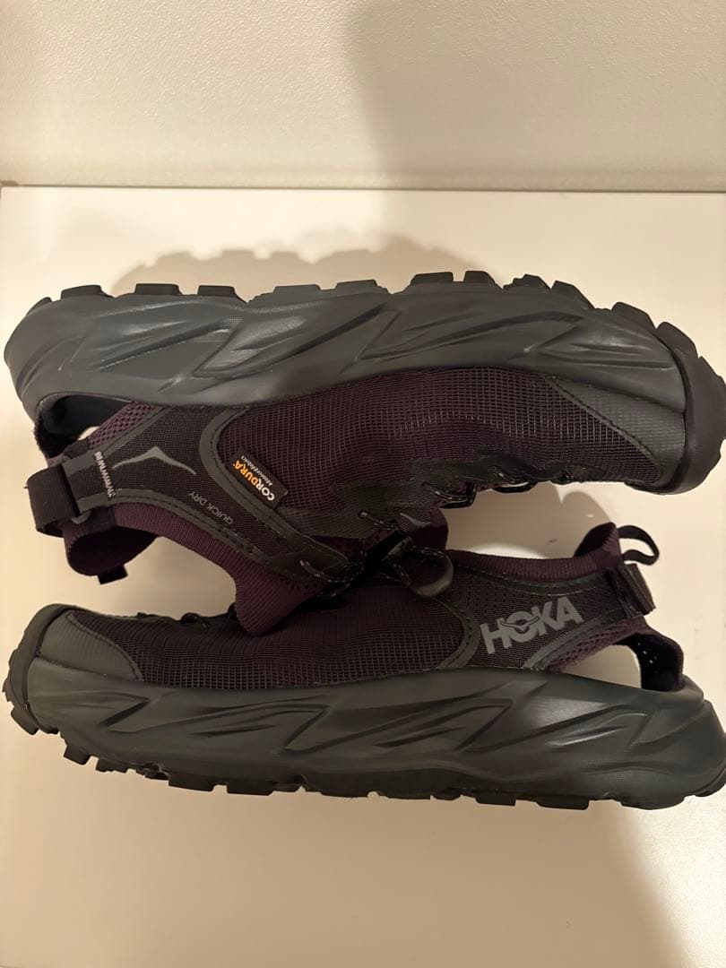 ホカオネオネ　HOKA ストラップサンダル　ホパラ2