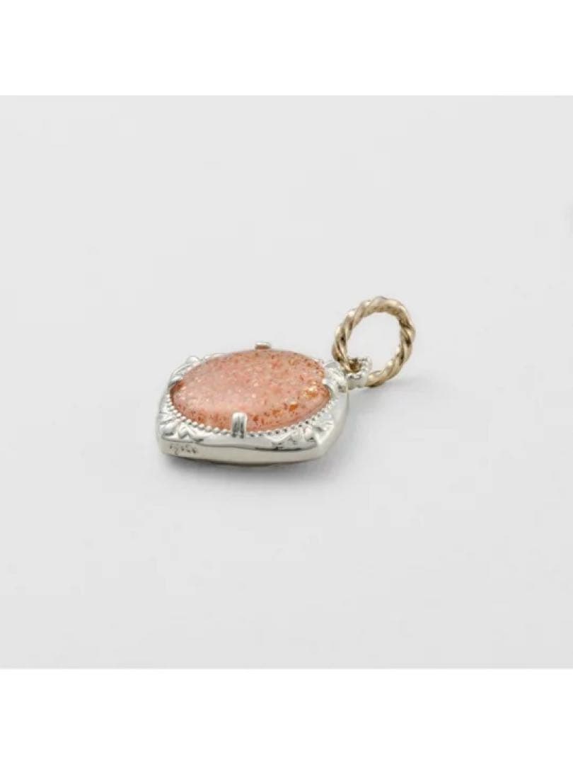 シ*ー様 美品 agete シルバー／K10サンストーンチャーム 完売品