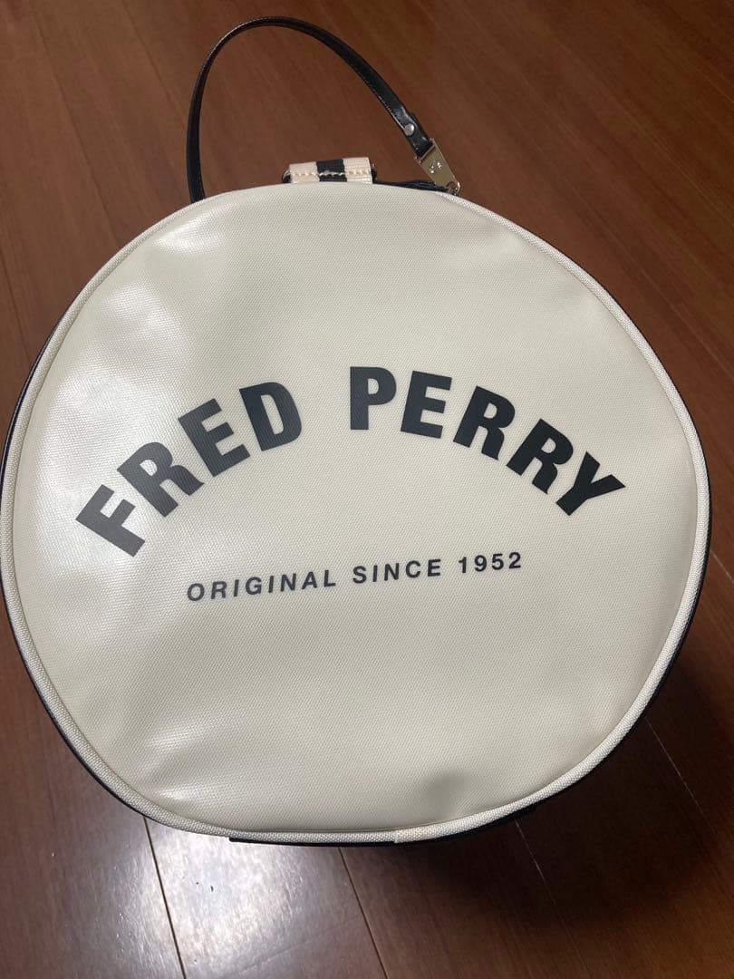 FRED PERRY フレッドペリー ボストンバッグ ドラムバック ブラック