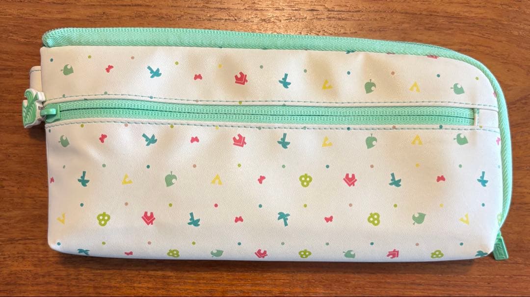 [美品]Nintendo Switch Lite 本体 充電器・ケース付き