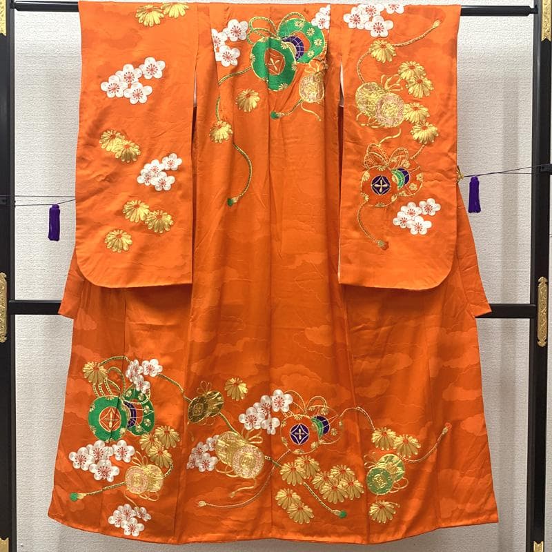 504ag63□七五三 七歳 女児 着物&袋帯&長襦袢 金駒刺繍 鼓 菊□