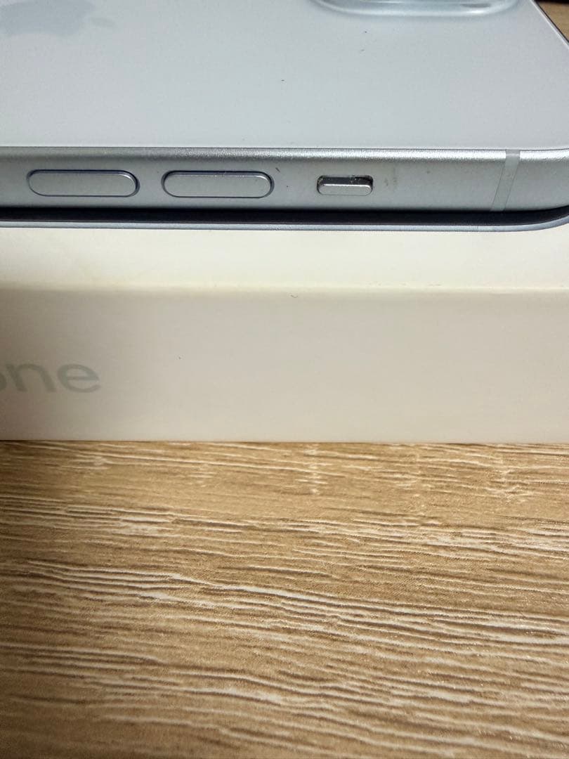 Apple iPhone 15 128GBブルー 本体