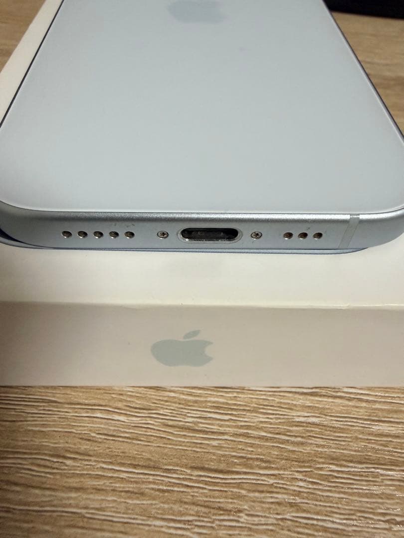 Apple iPhone 15 128GBブルー 本体