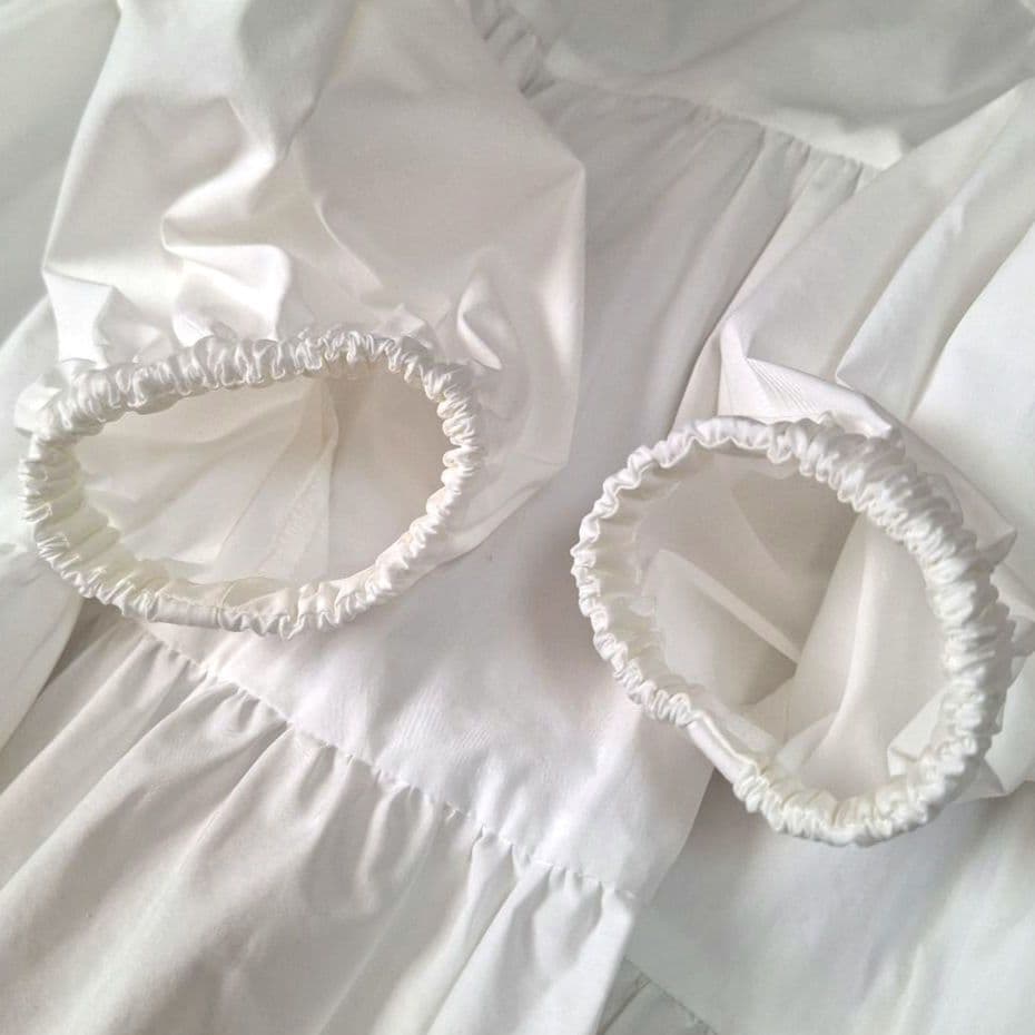 【美品】yori ヨリ　フリルカラーティアードチュニック　ホワイト　フリーサイズ