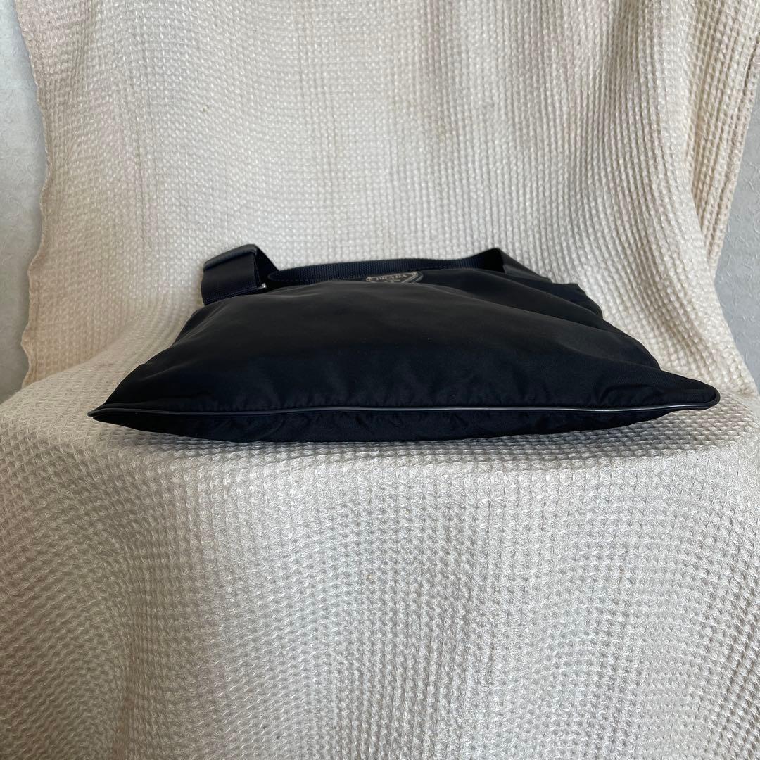 ◇ 良品PRADA プラダ ショルダーバッグ ナイロン ブラック ◇