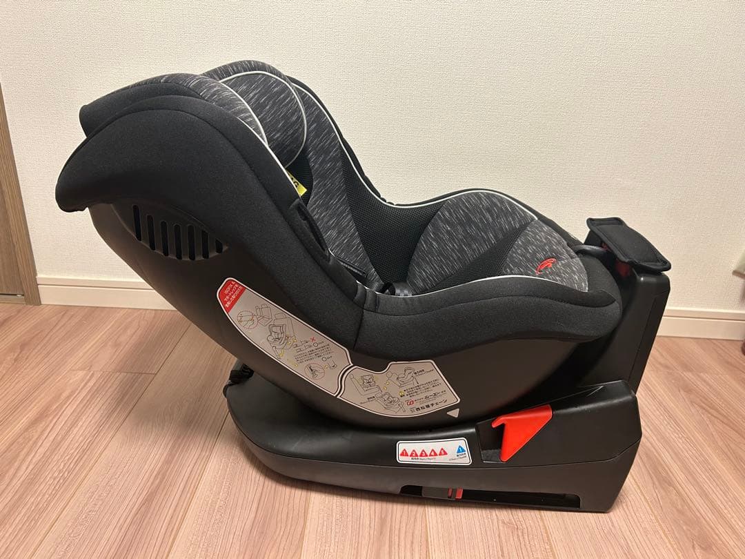 西松屋ターンレジェ チャイルドシート B-903 FIX-ST