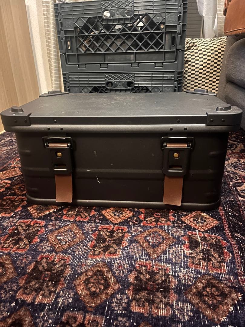 アルミコンテナ　ボックス　レザーカスタム