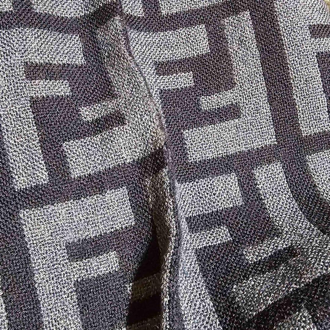 FENDI ストール ズッカ柄 マフラー ウール100％ ネイビー 青系