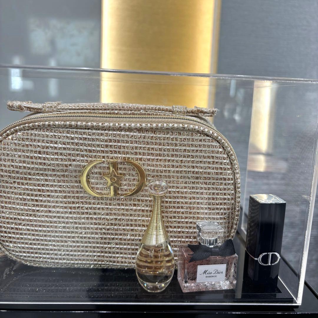 ディオール　クリスマスオファー　ポーチセット