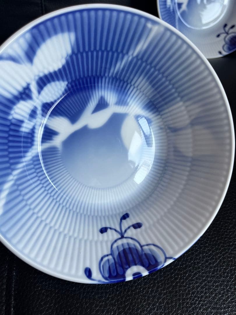 貴重 ロイヤルコペンハーゲン 20周年記念シリーズ メガローズ 深皿2枚