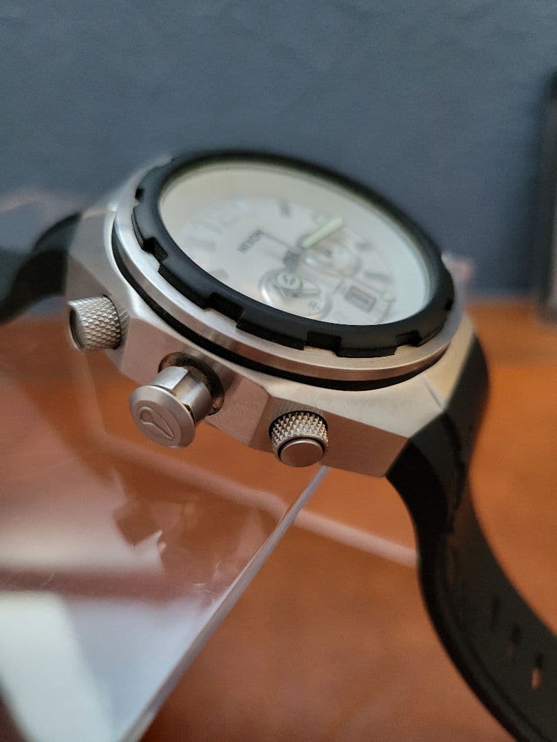 【NIXON】「The STEELCAT」ジャンク品　電池切れ　商品説明必読