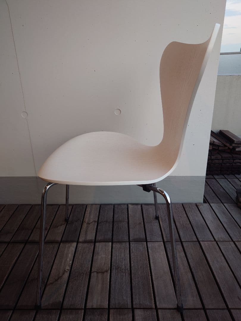 【展示品】フリッツハンセン／セブンチェア／カラードアッシュホワイト／クローム脚②