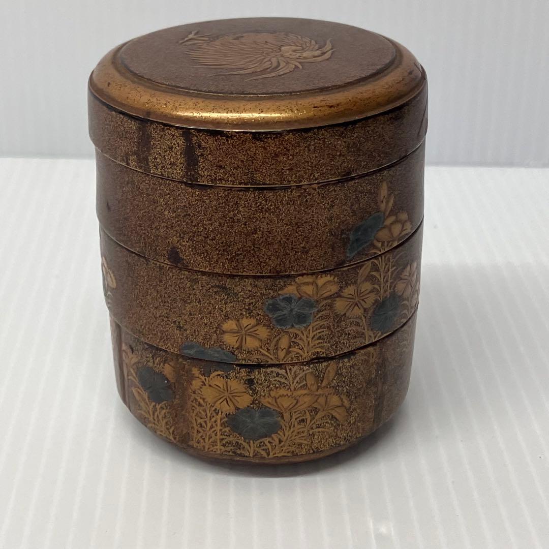 【重香合】茶道具　茶道　蒔絵　三段　漆器　金彩画　アンティーク　古美術