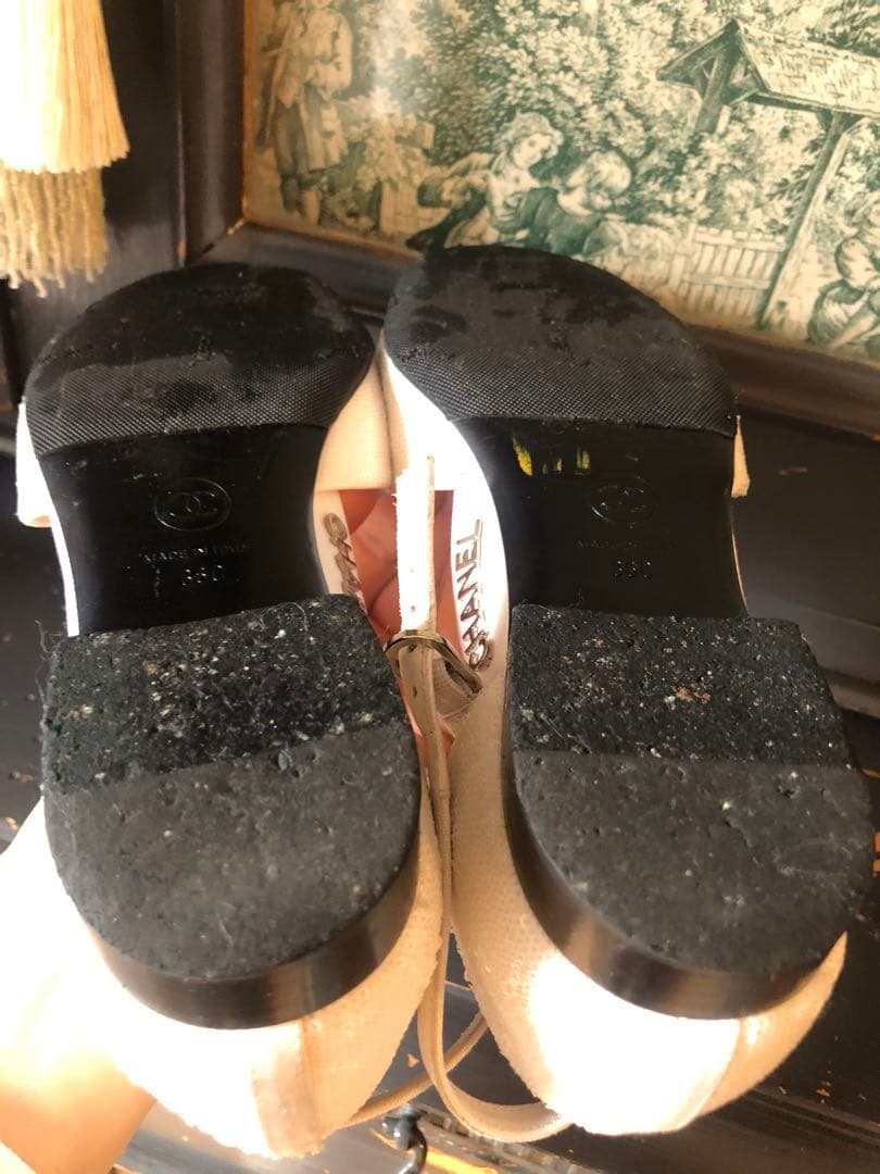 CHANEL フラットシューズ ホワイト/ブラック