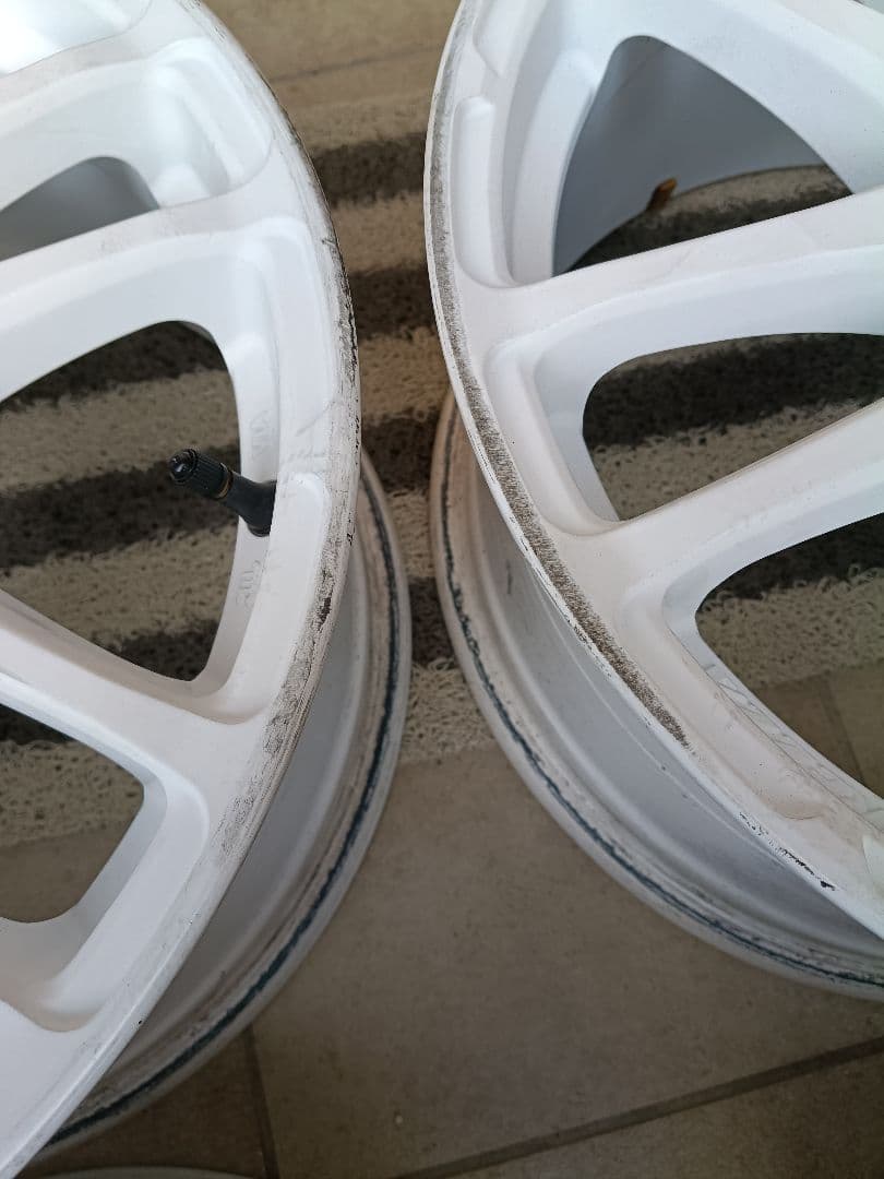 17インチ　ダンロップ　ディレッツァ　ホイール　4本セット