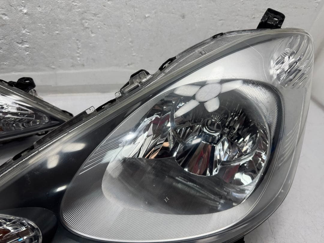 ホンダ フィット GE6 前期 純正 HID ヘッドライトフィット RS 左右