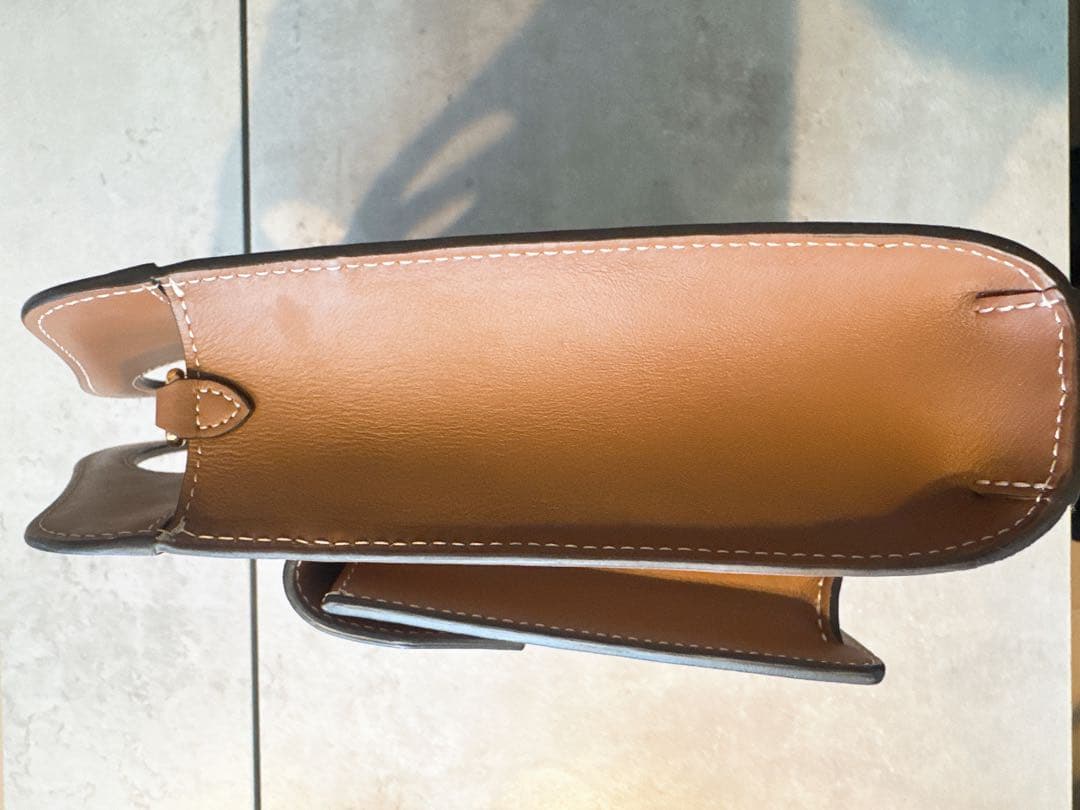 BURBERRYのハンドル付きショルダーバッグ