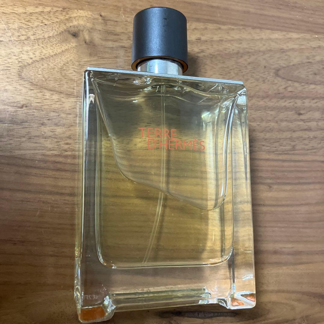 【残量多】エルメス 香水TERRE D'HERMÈS オードトワレ 100ml