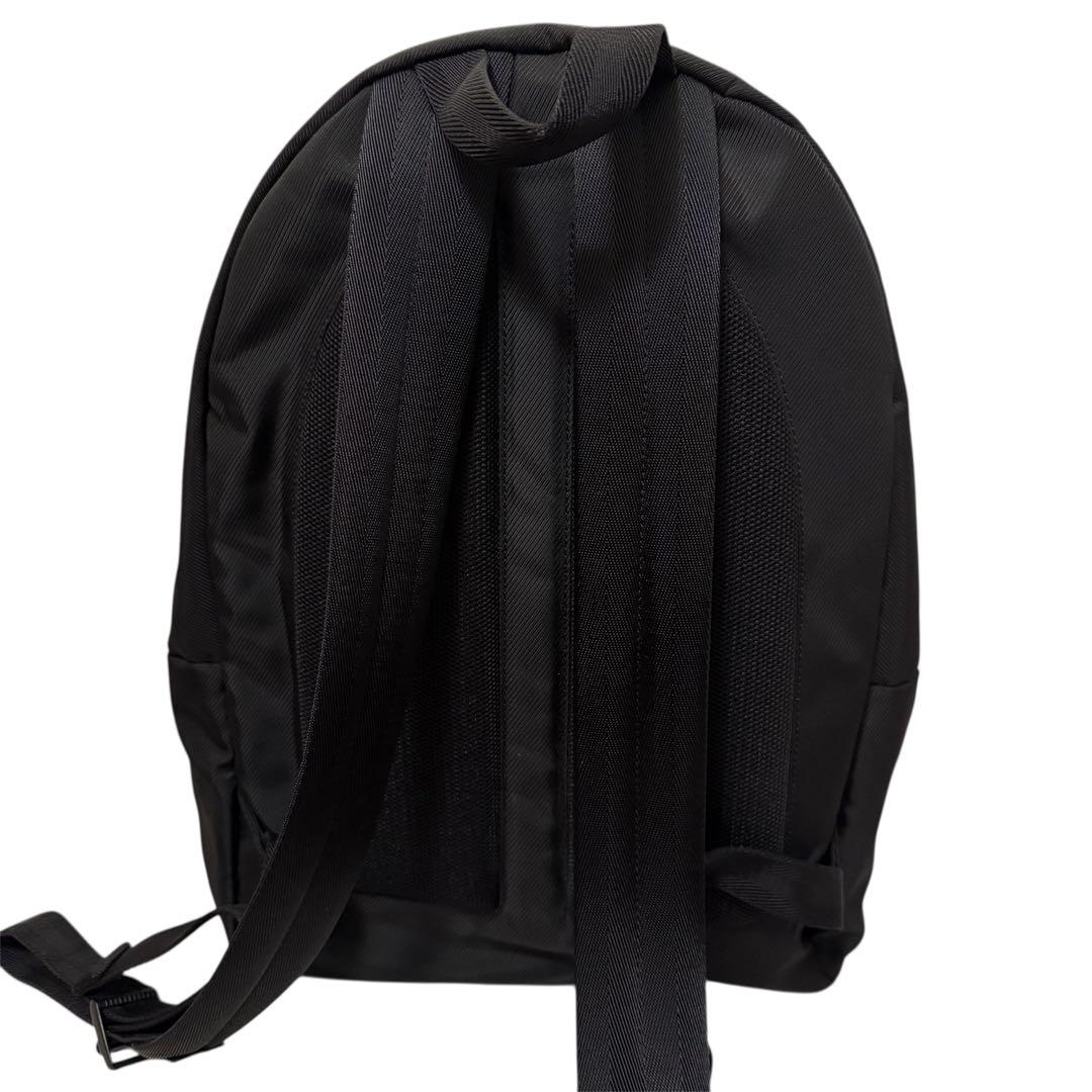 BOSSロゴ リサイクルマテリアル バックパック　黒