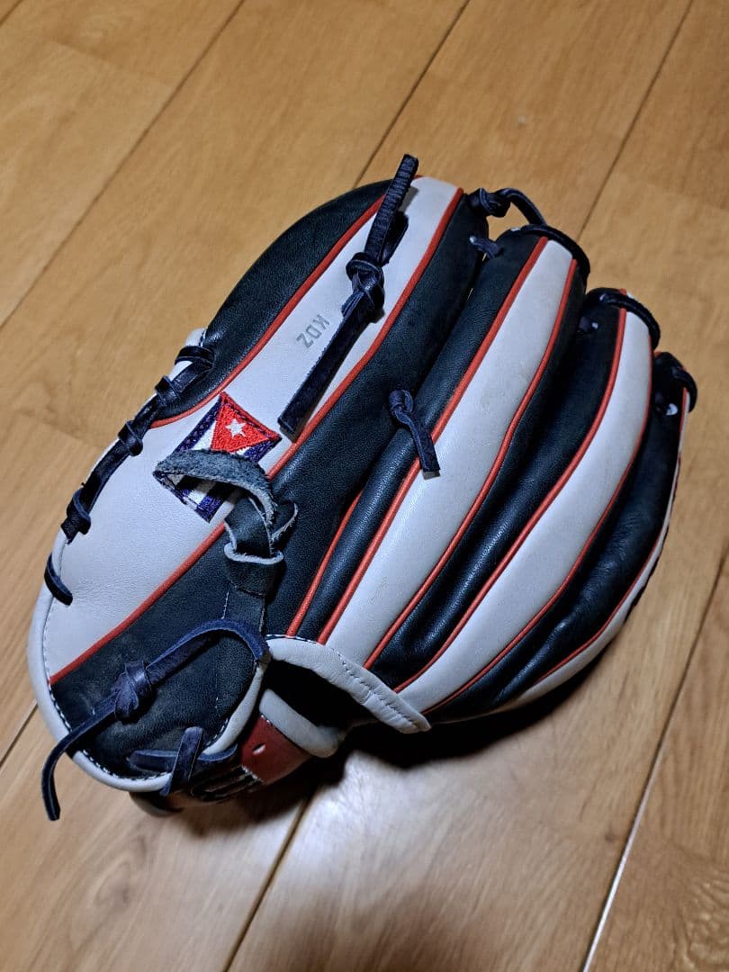 Wilson A2000 限定モデル　軟式グローブ カントリープライド　キューバ