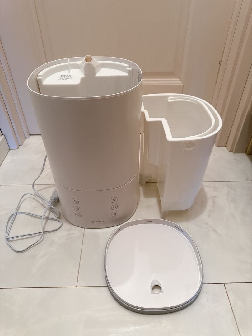 【美品】2025年製 アイリスオーヤマ 加湿器 AHM-HU55A-W ホワイト