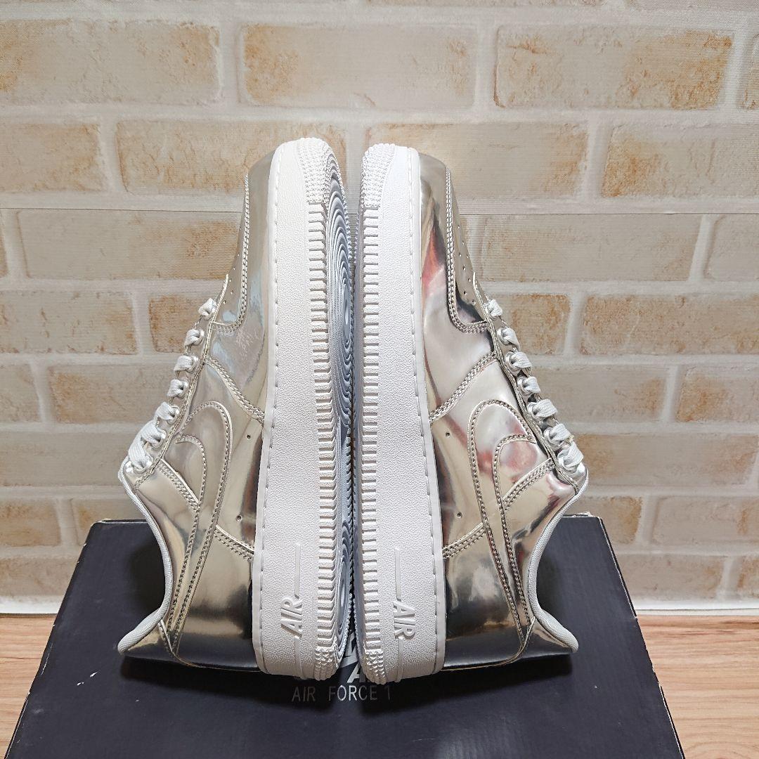 NIKE AIR FORCE 1 ナイキ エアフォース1 メタリック シルバー