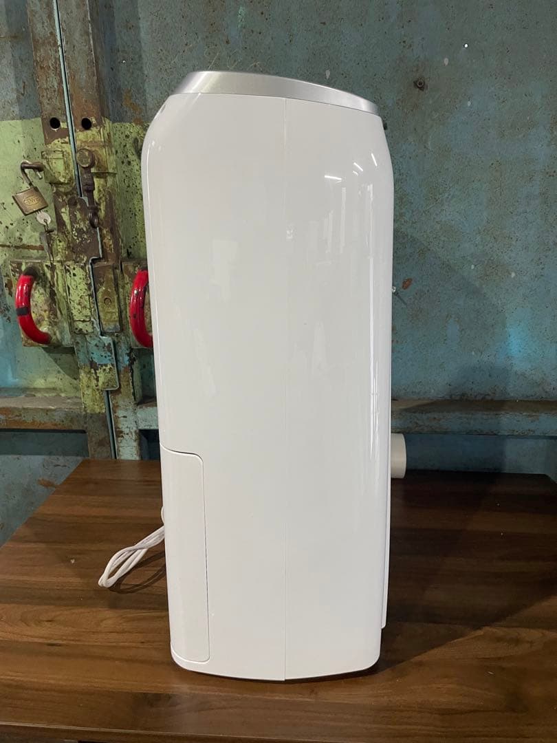 2021年製 アイリスオーヤマ 衣類乾燥機除湿機 KIJC-H140 ②