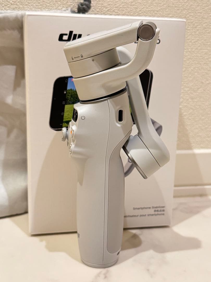 【美品】DJI Osmo Mobile 6 ジンバル スマホ用 スタビライザー
