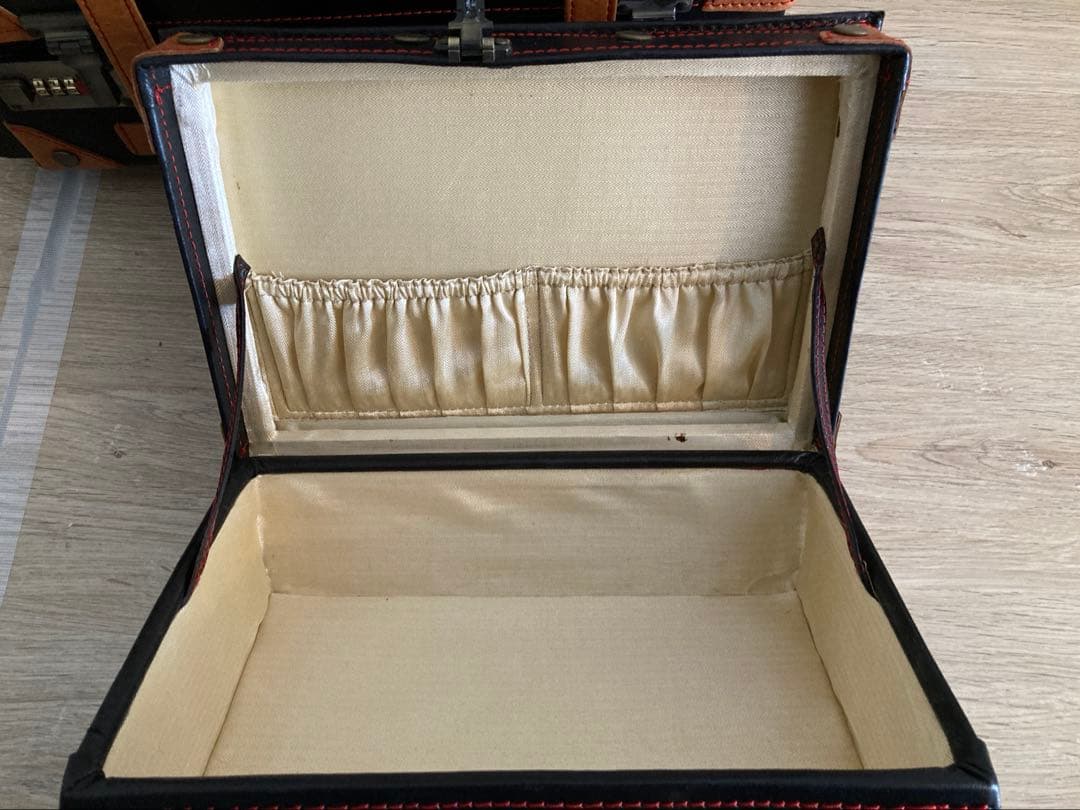 ユーラシアトランクセット